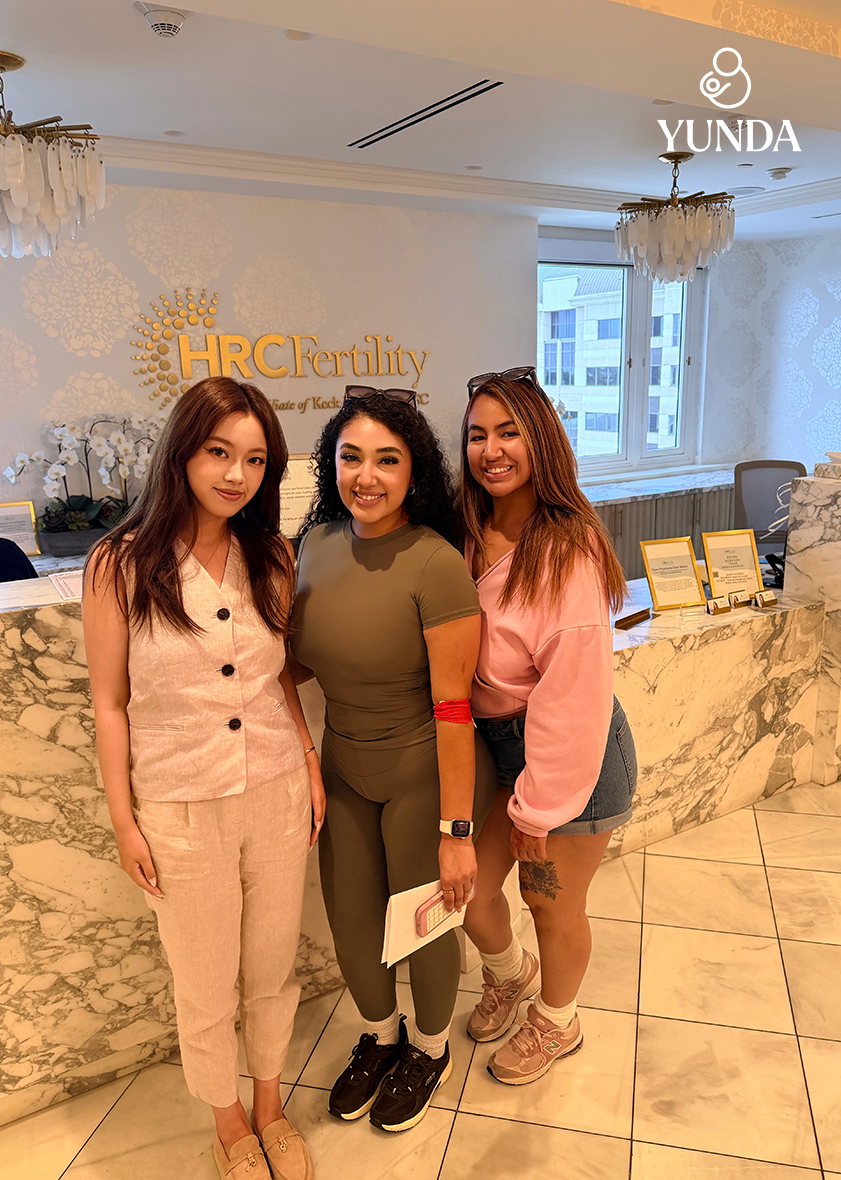 Yunda team meeting surrogates at HRC Fertility